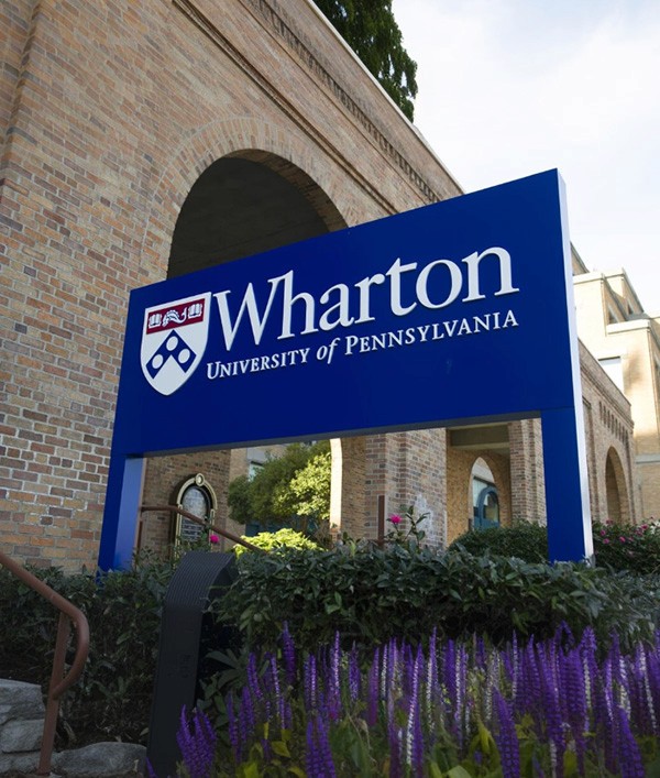 black Weston Master III device