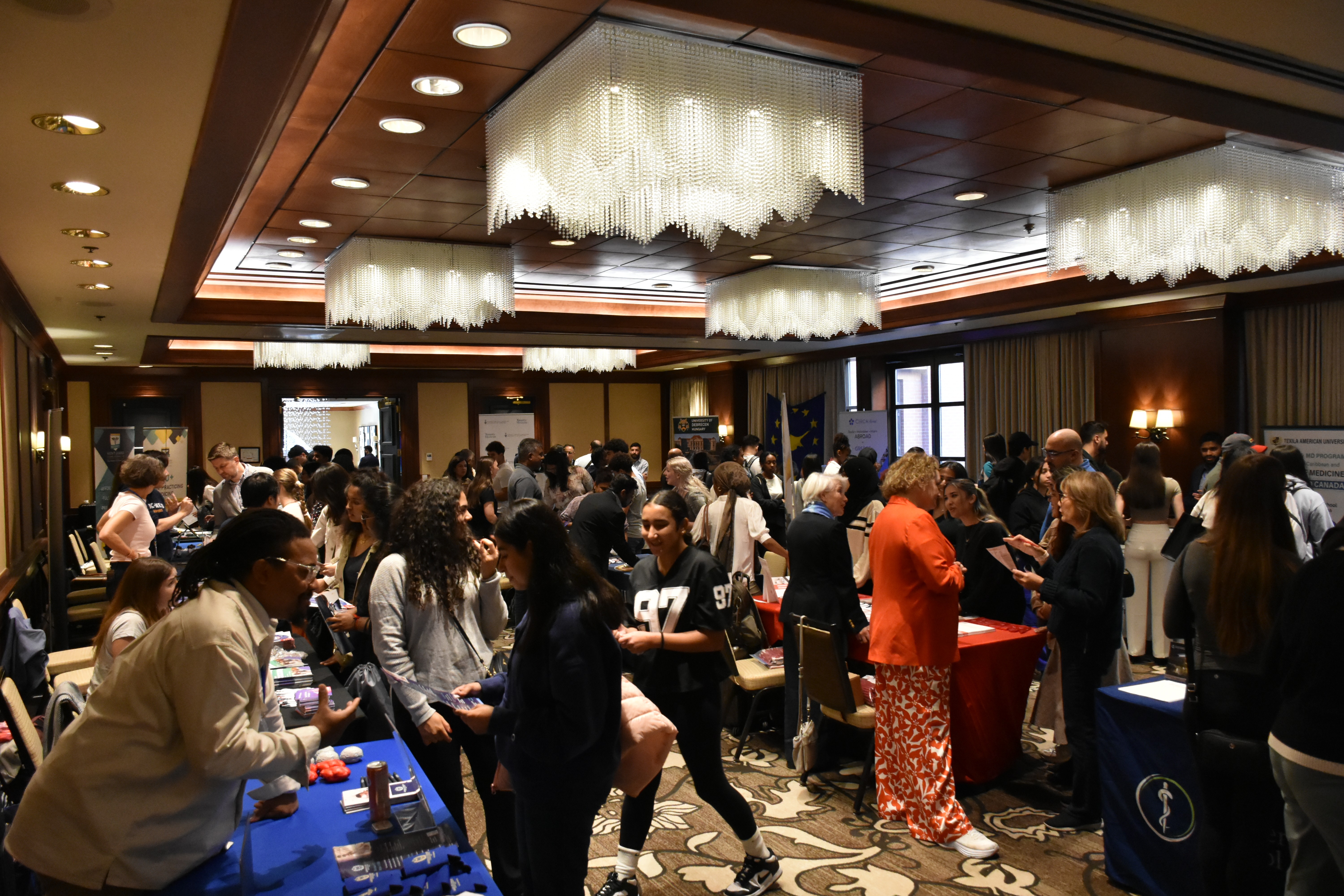 Laboratory assistant