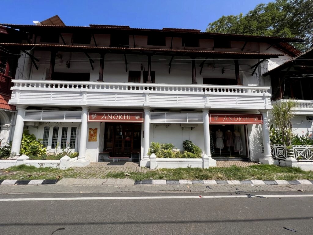 Anokhi boutique in a whitewashed colonial building