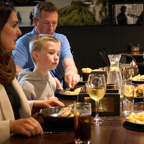 班布里奇的《权力的游戏》影城之旅门票及贝尔法斯特接送票