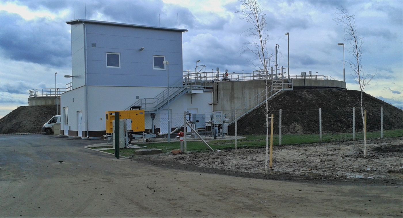 Operations building of the Biharnagybajom wastewater treatment plant, Hungary