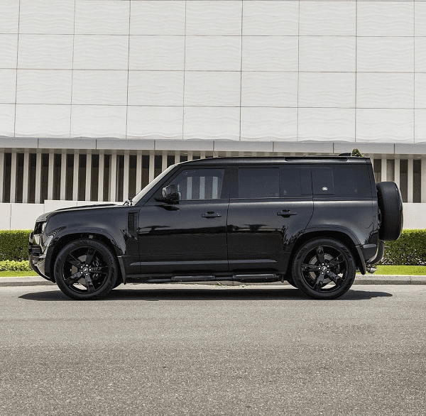 Land Rover Defender X 2023