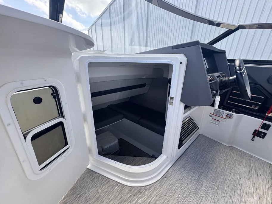 Boat thumbnail 24