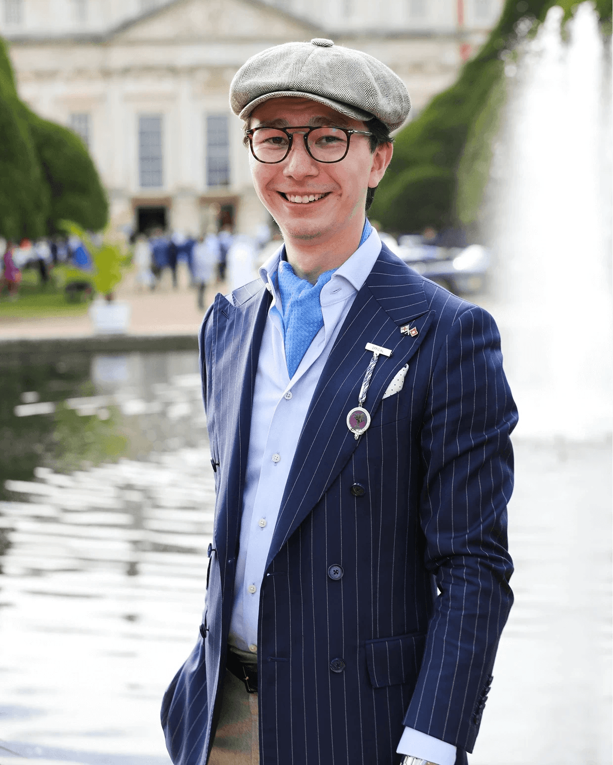 Dynamic picture of a cyclist riding downhill