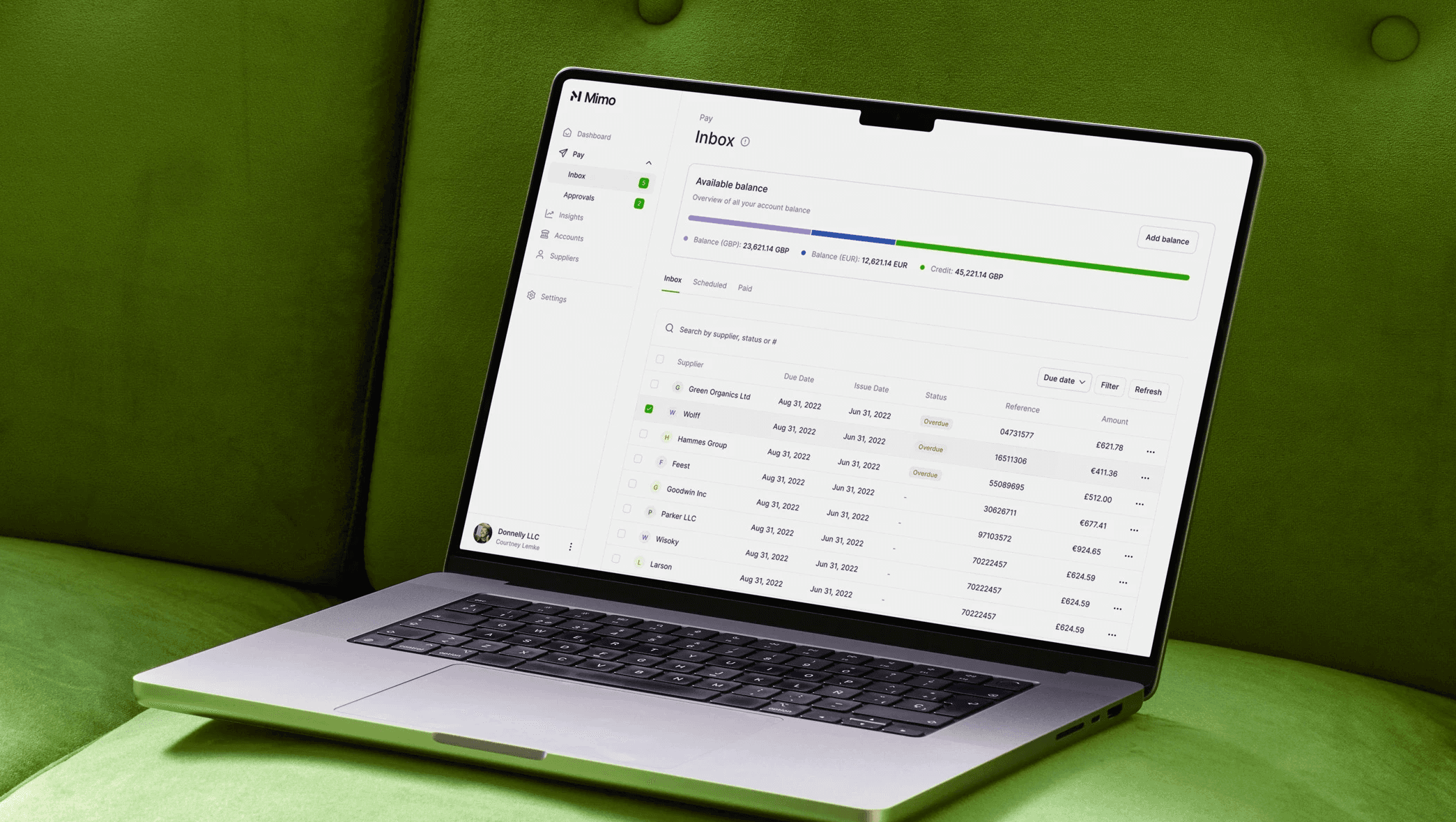Monitor showing mimo dashboard