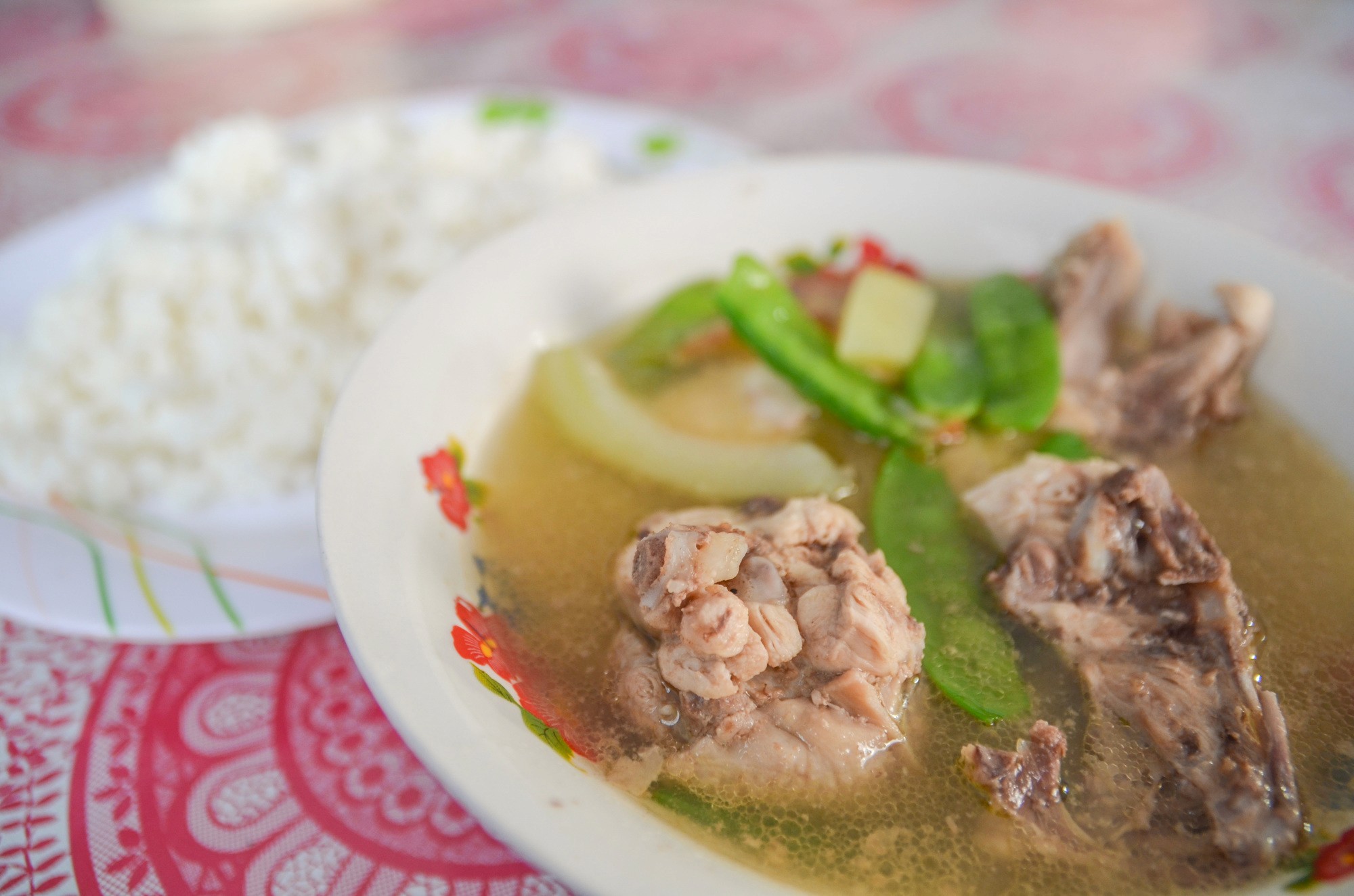Shrimp ceviche with lime and toasted bread.