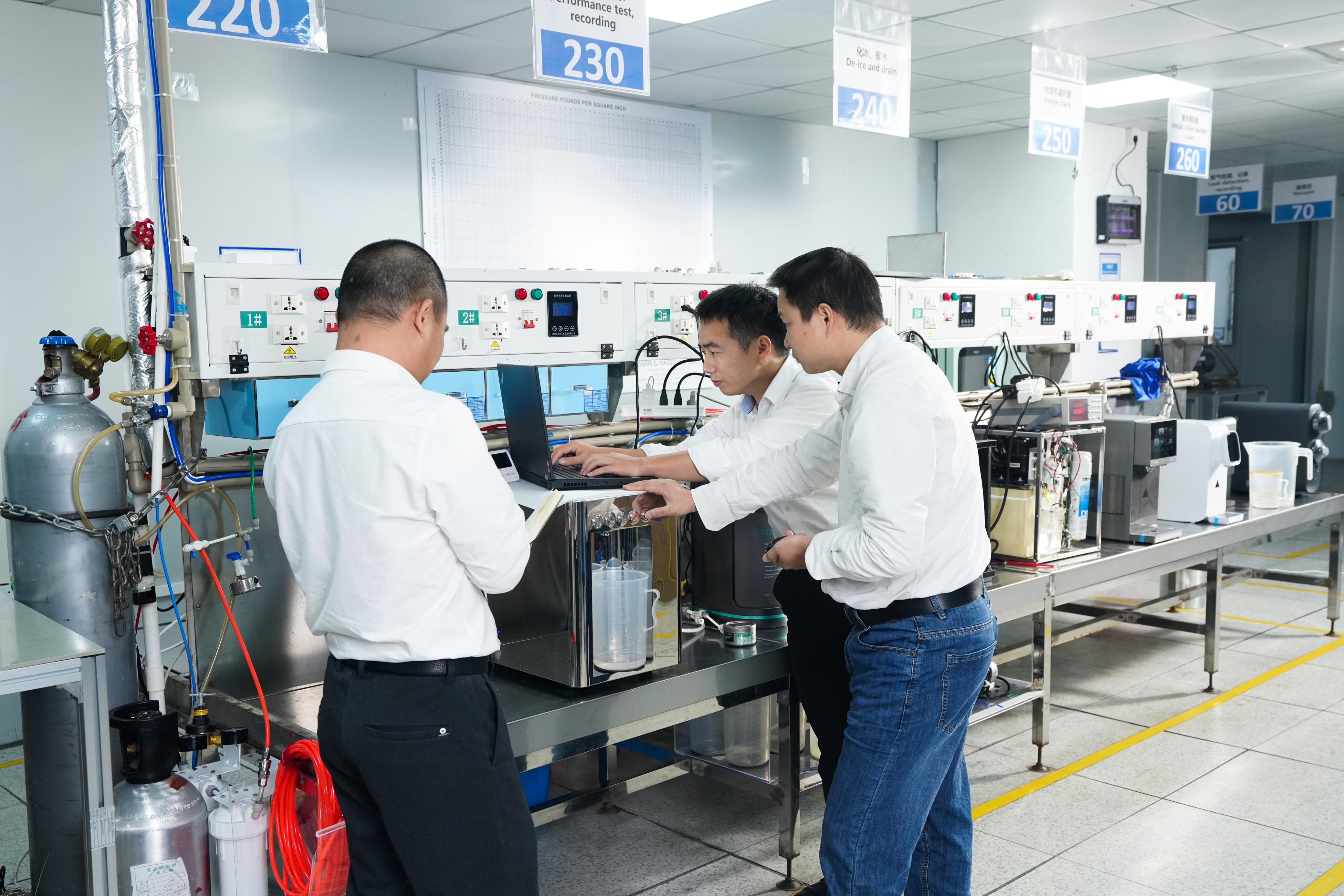 Drinkstation team working