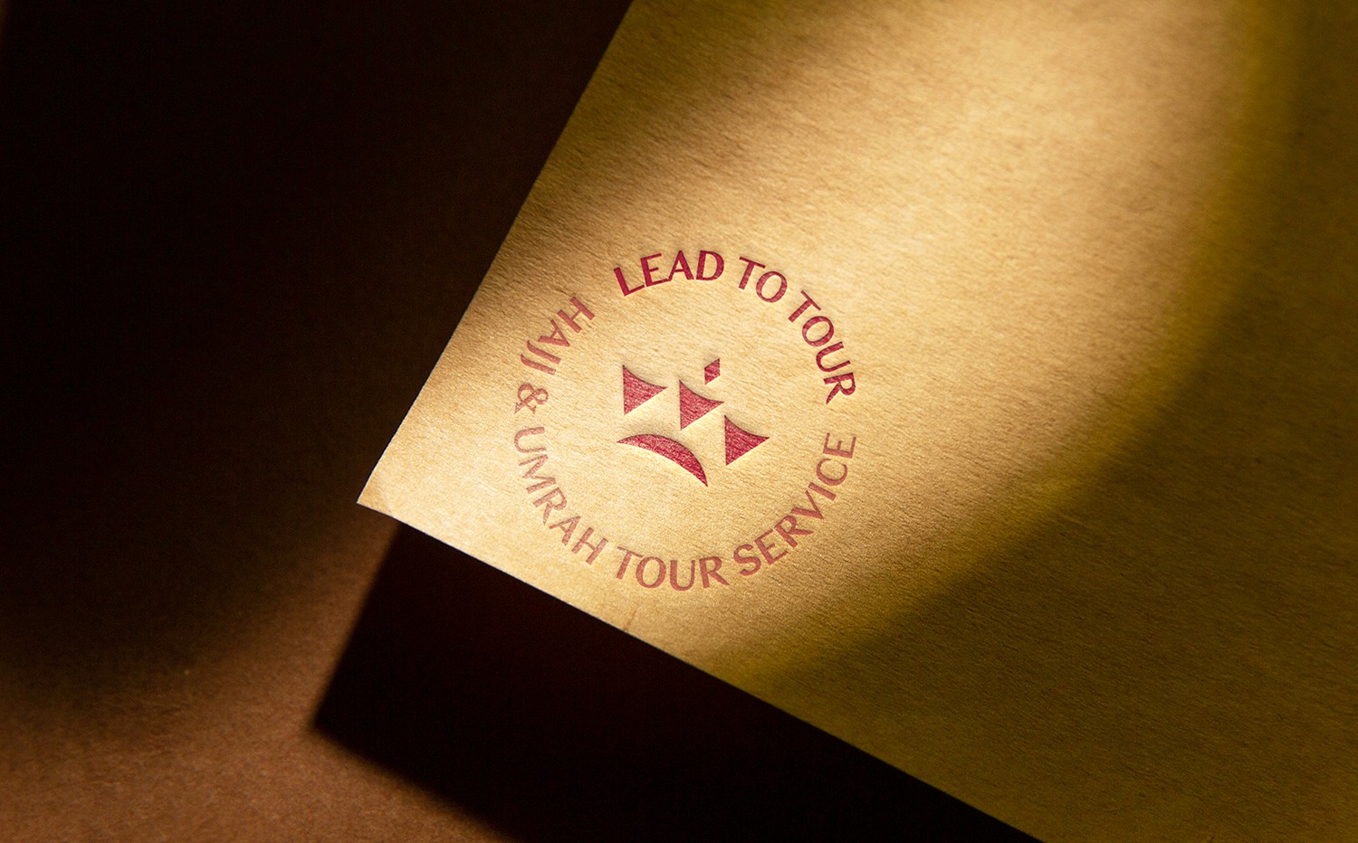 Lead to Tour Logo