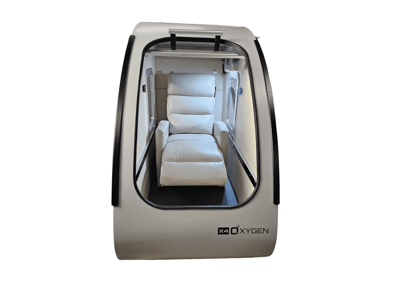 H130-20 X4Oxygen Futuristische Sauerstoff-HBOT-Kammertherapie-Kapsel in einem modernen, ruhigen Raum.