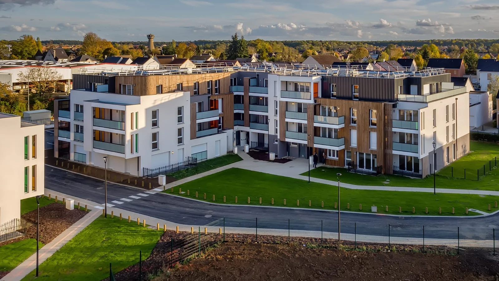 Chantier d’aménagement urbain et nouveaux immeubles vus du ciel — Anteale | Yann Manac’h, photographe pro Lille Nord