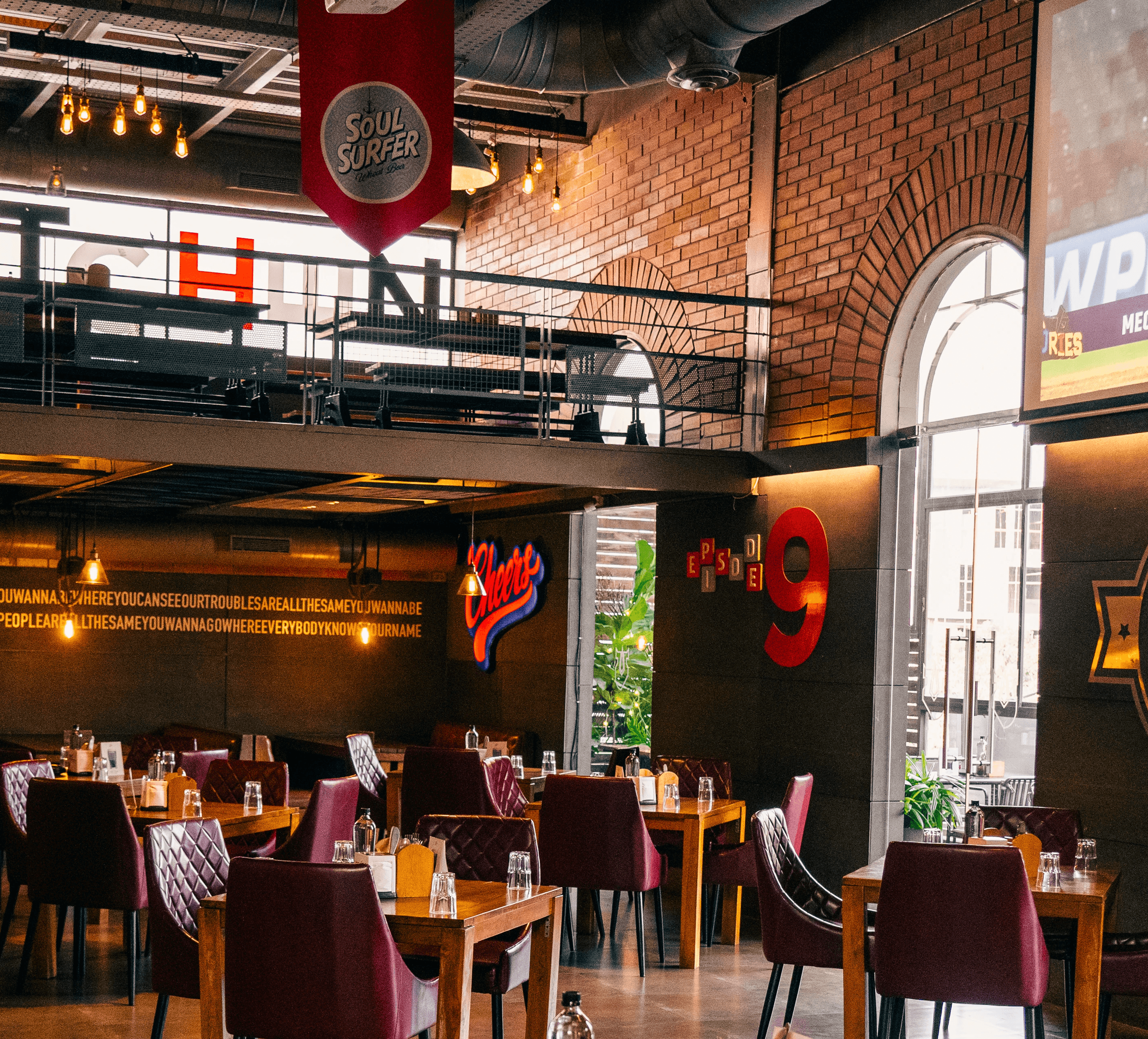 red-rhino-brewery-bar-seating