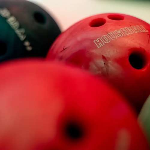 你觉得你过得很糟吗？

我们整天都得忍受人们把脏手指伸进我们的地方！