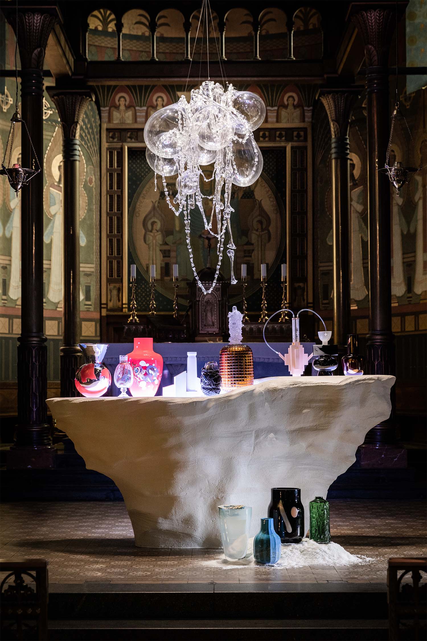 designblok-exhibition-glass-objects-jiri-krejcirik