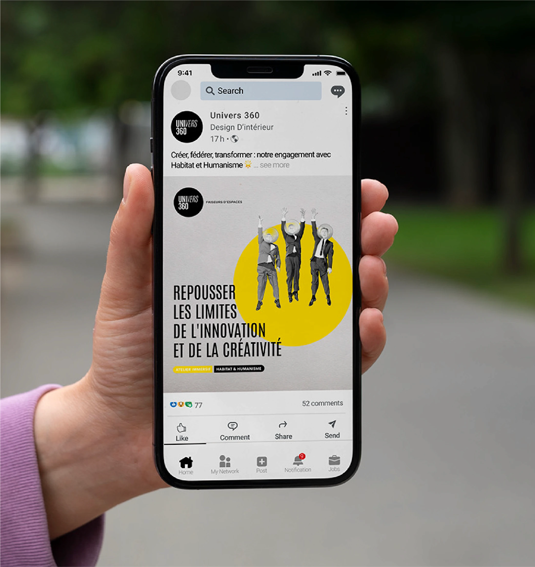 Mockup d'un téléphone sur linkedin