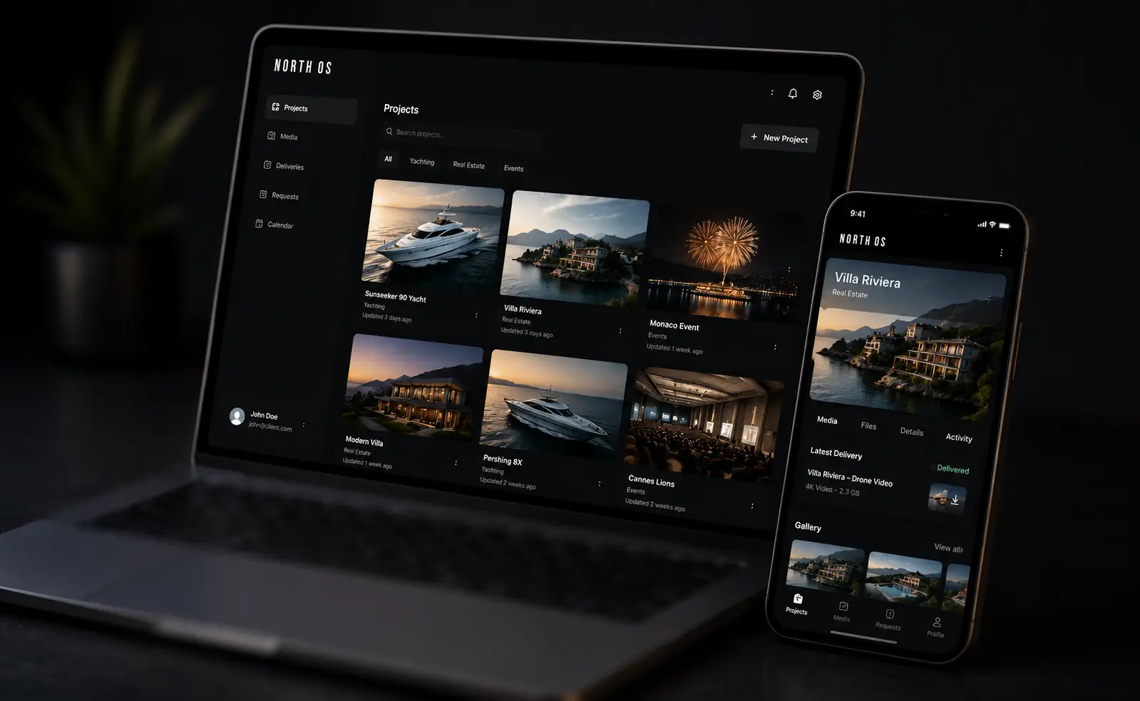 Espace client SEMA OS affiché sur ordinateur portable et smartphone pour gérer les projets immobiliers, yachting et événementiels.