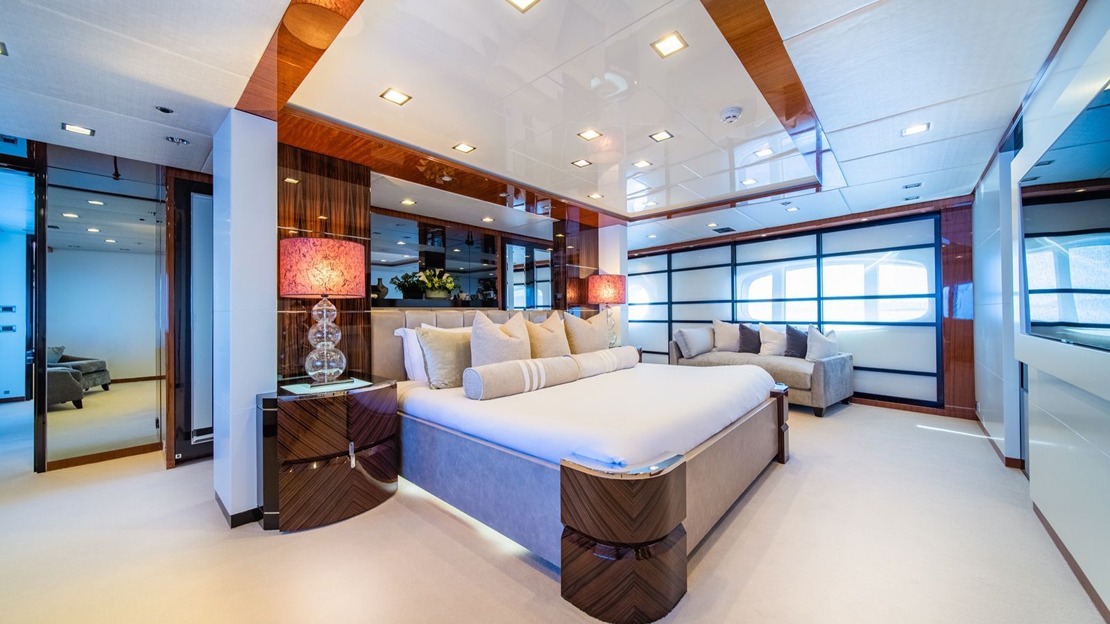 TURQUOISE | YH Charter