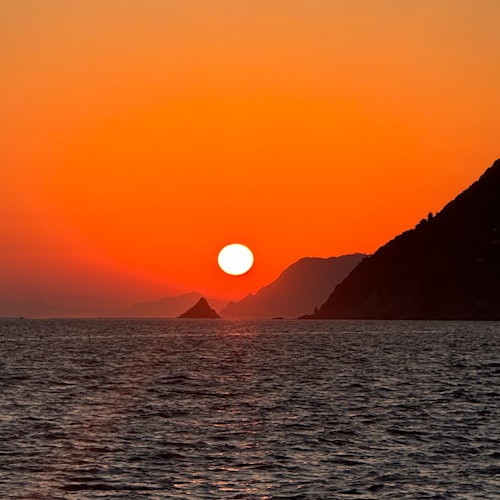 Cinque Terre: Večerní prohlídka se západem slunce a aperitivem - vstupenky v La Spezia
