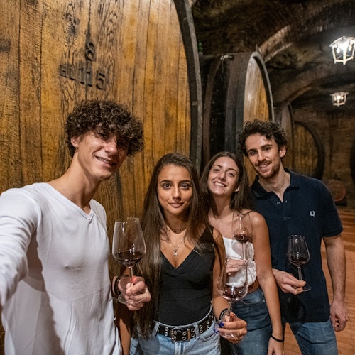 Group visits monumental historical cellar Montepulciano
