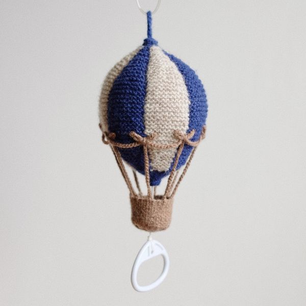 Aftens luftballong no1 knitting pattern by Aftenstrikk