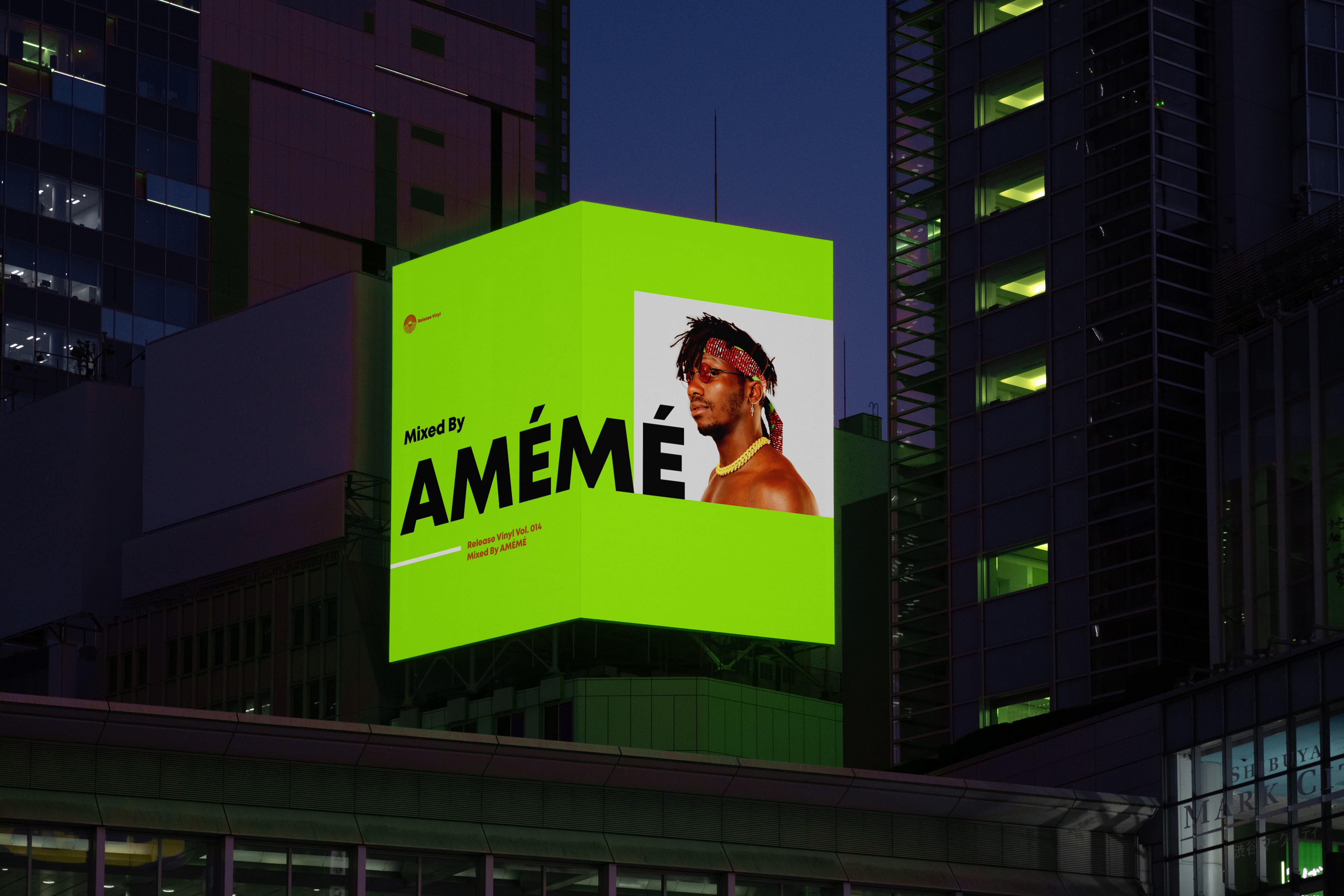 Minimal laptop with coffee