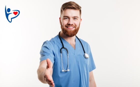 Лікар простягає руку