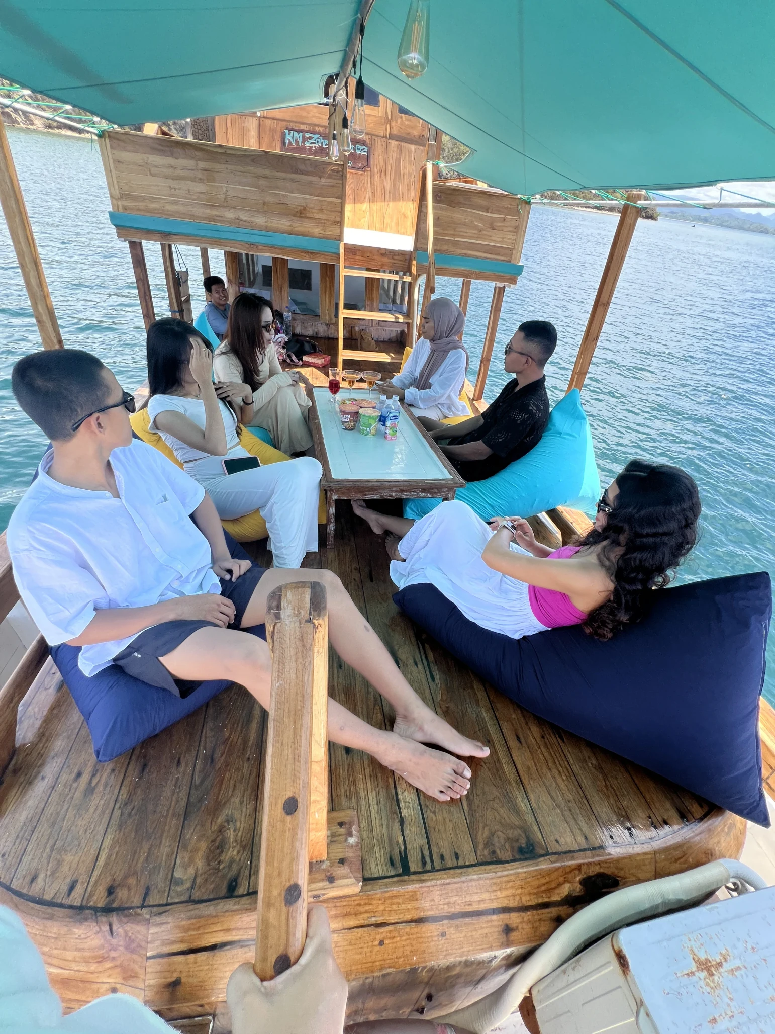 Enjoy the moment on the Zahra Jaya