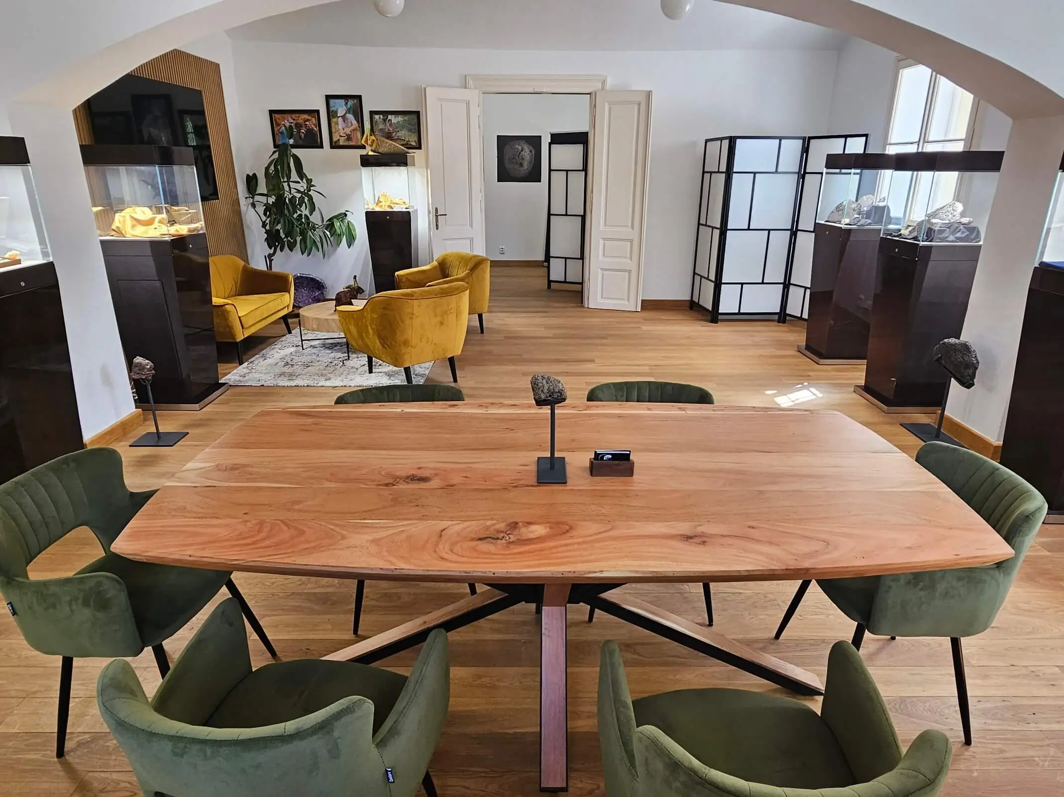 a woman wearing a hat