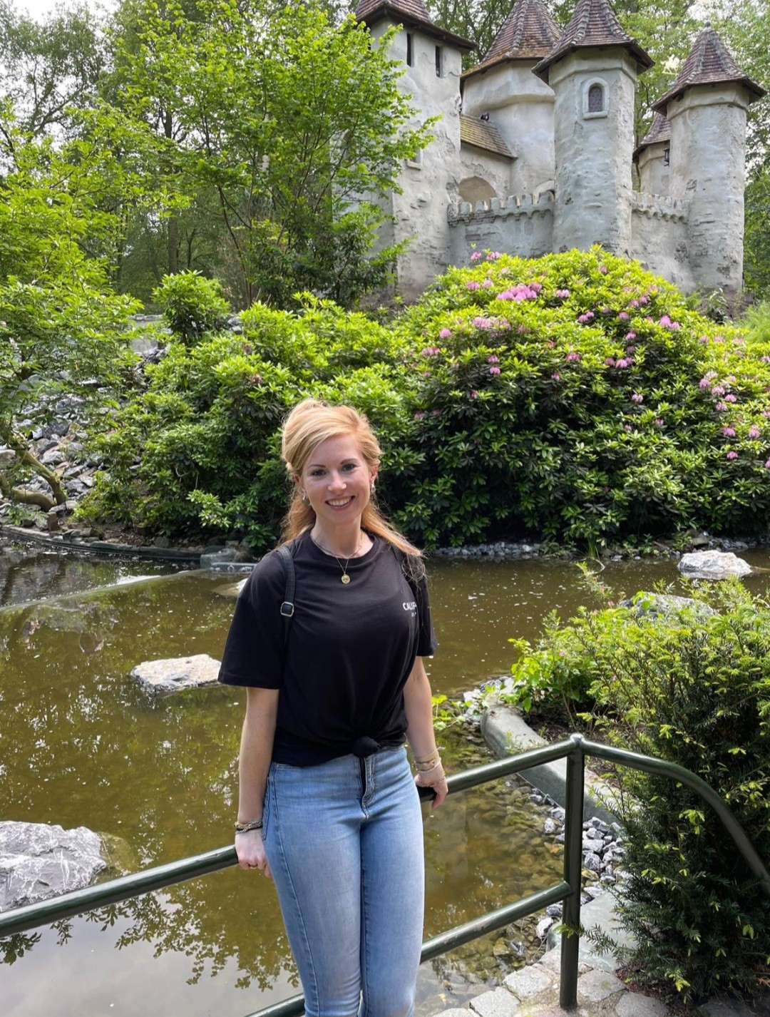 Ilona Kamp in de Efteling.