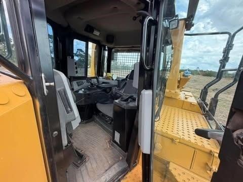 2018 CATERPILLAR D6T LGP