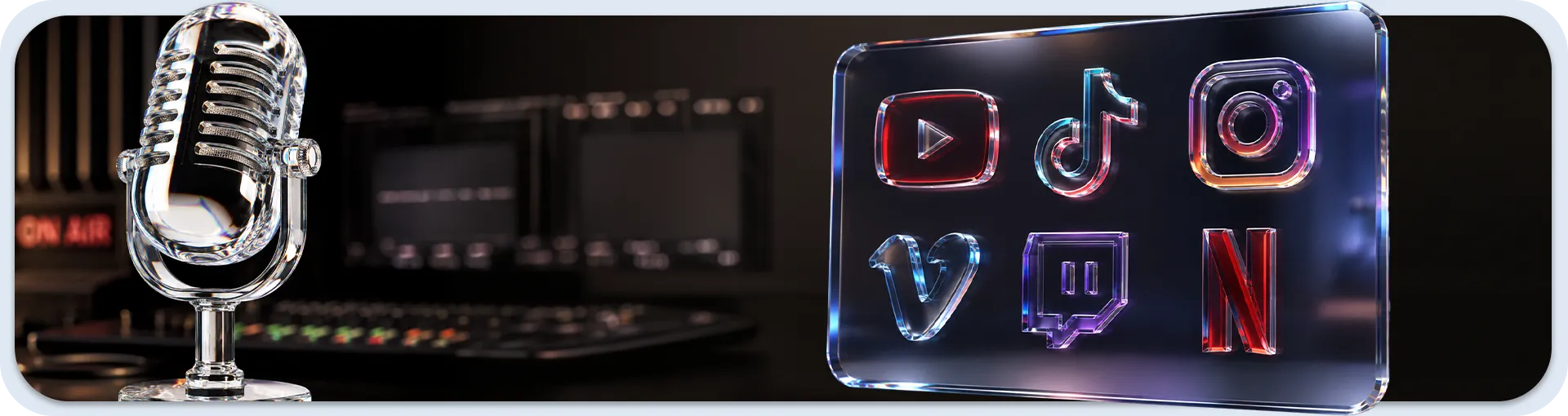Composição digital com um fundo de estúdio de gravação escuro e desfocado. Em primeiro plano à esquerda, um microfone clássico de transmissão feito inteiramente de vidro transparente. À direita, um painel de vidro exibe ícones 3D transparentes de plataformas de mídia, que refletem luzes neon coloridas: YouTube, TikTok e Instagram na linha de cima; e Vimeo, Twitch e Netflix na linha de baixo.