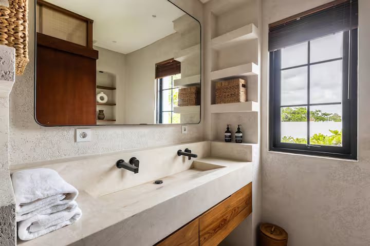 A modern 2-bedroom villa with a private pool in central Berawa, Canggu