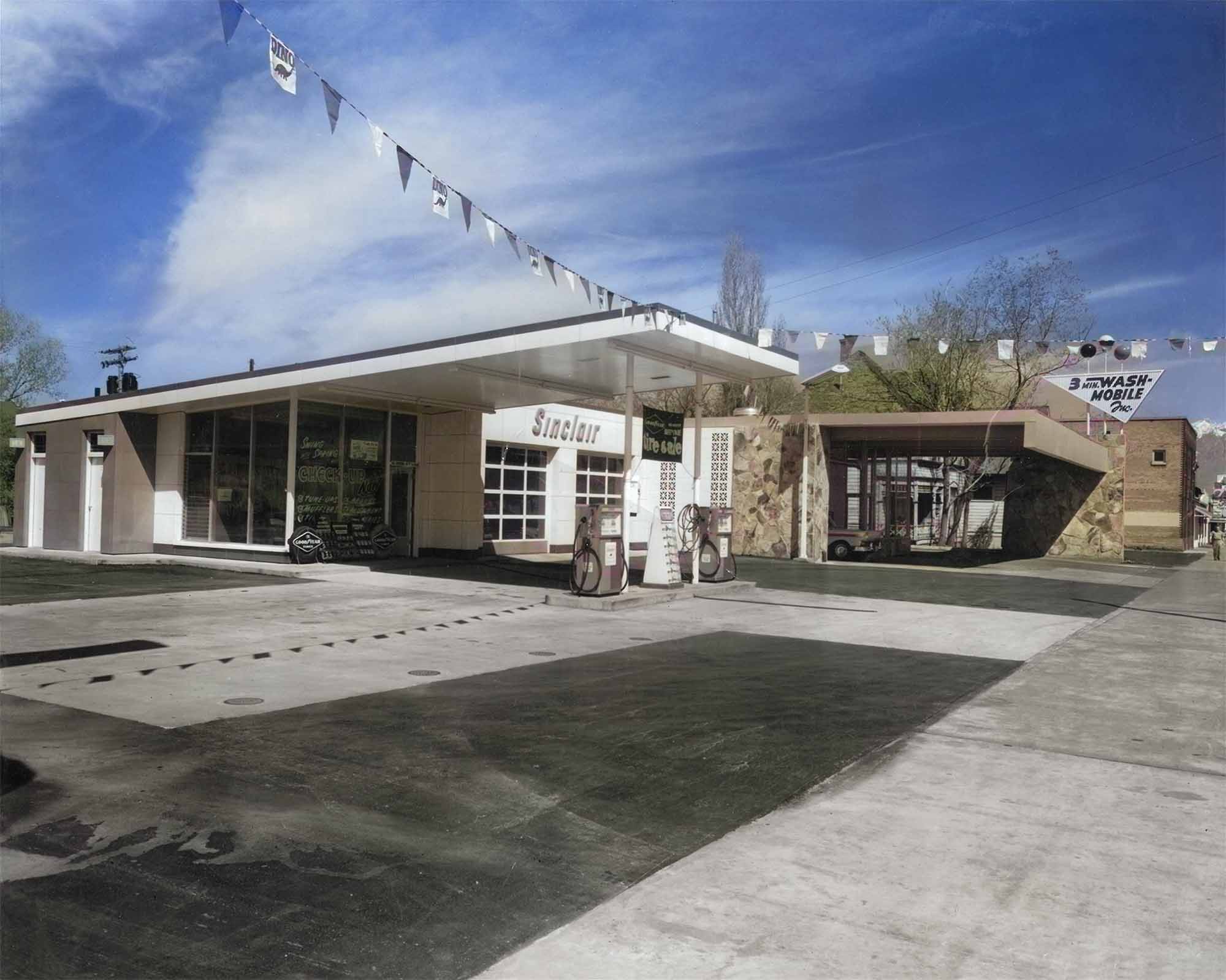 Sinclair Carwash in the 60's.