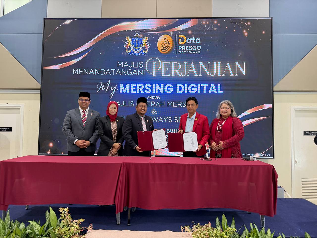 Man Wearing Black Coat