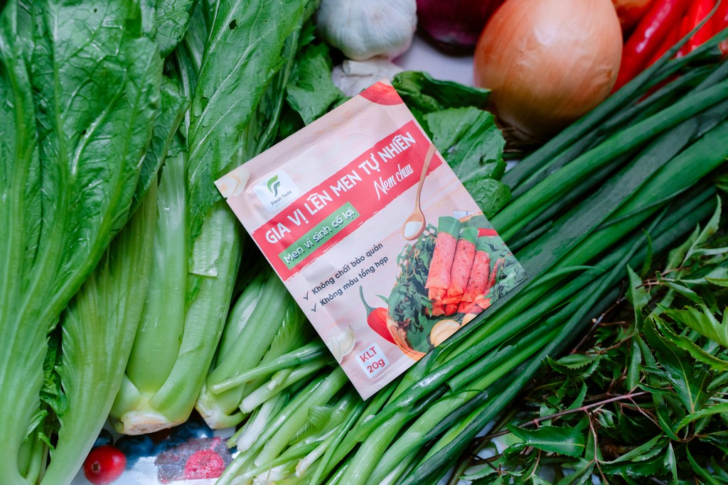 a large stone sculpture with Great Sphinx of Giza in the background