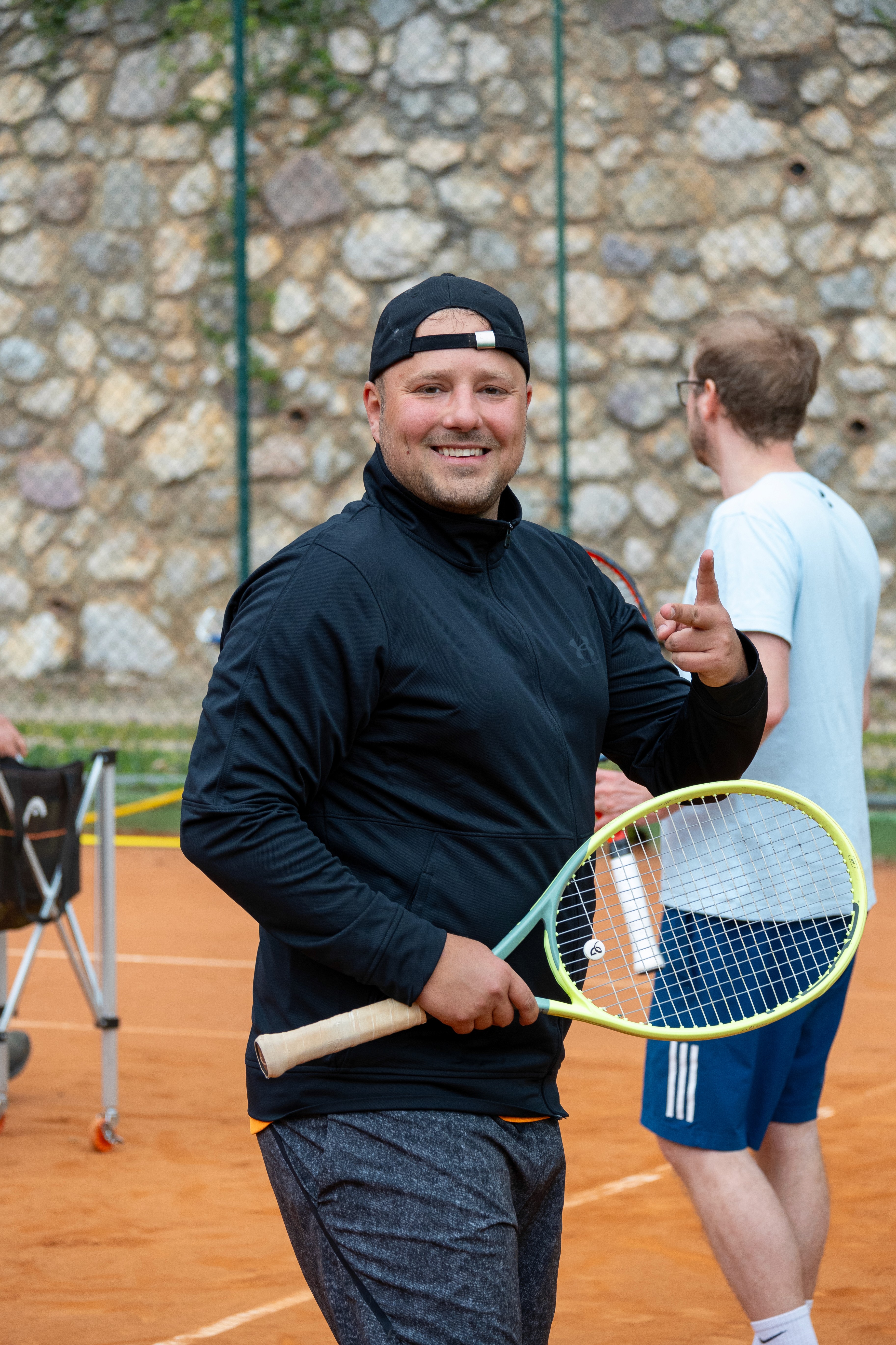 Tenniscamp Gardasee Teilnehmer beim Training