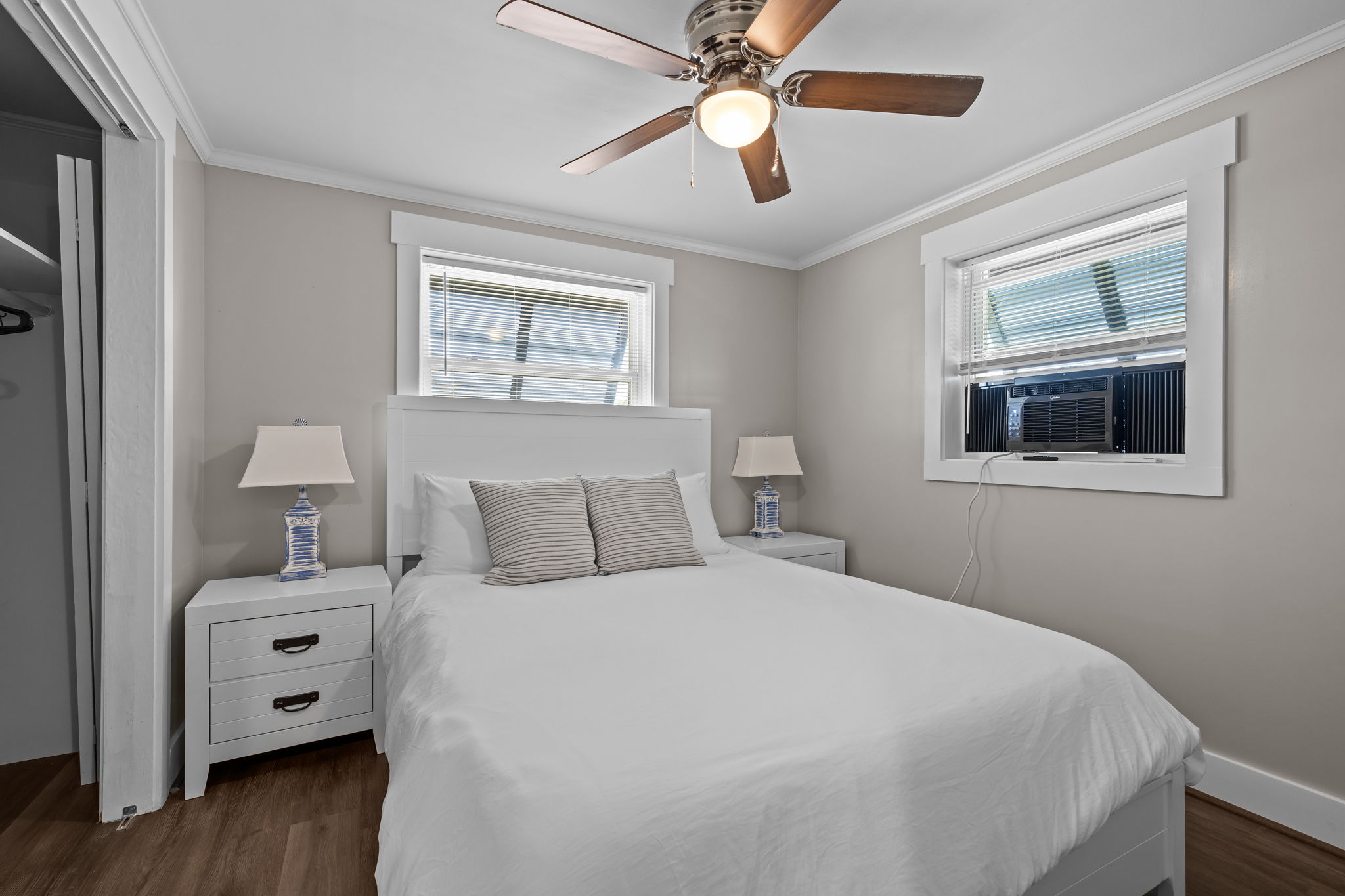 Calicobay cottages, airbnb in downtown morehead city