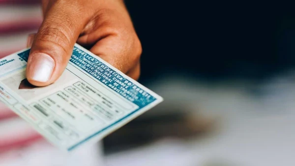 Nova regra para CNH definitiva após infração pode mudar a vida de recém-habilitados