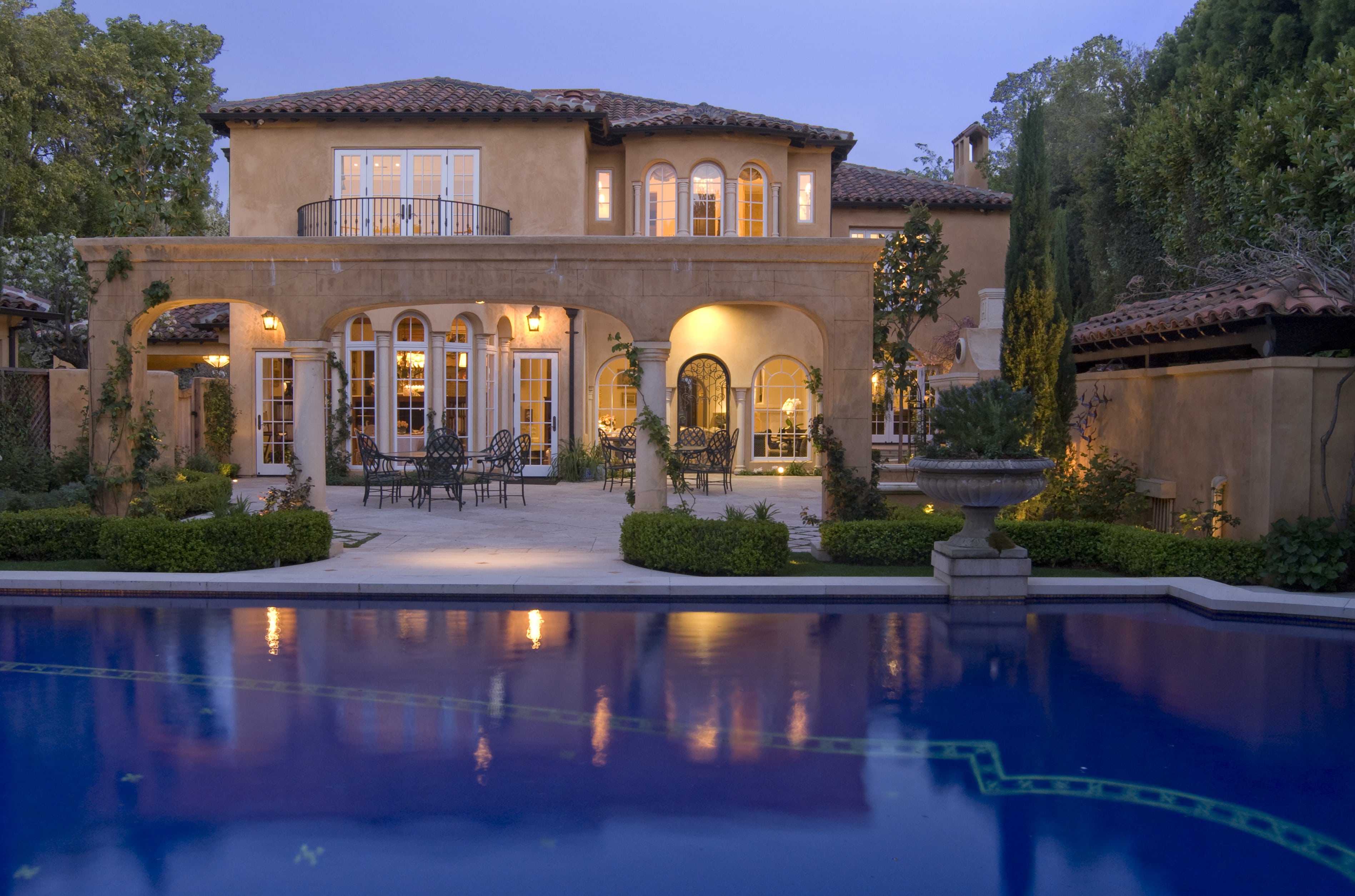 Woman portrait at yacht  in the miidle of the sea