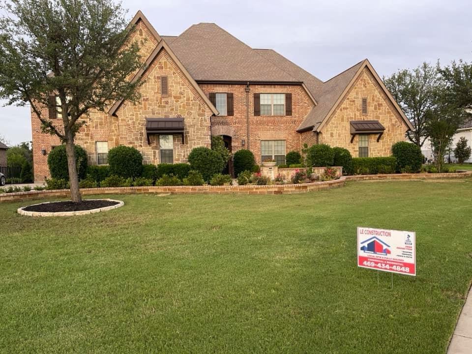 Le Construction, Roof Repair, Hail damge repair, Storm damage repair, leaks repair, construction company