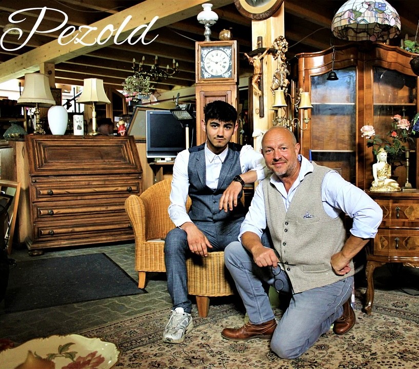 Close-up of a yellow vintage car fender