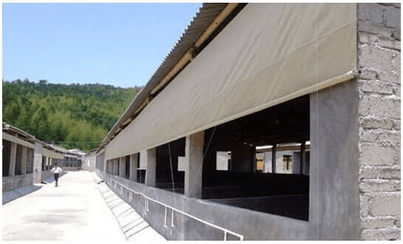 Are Poultry Roller Shutters the Same as Poultry Curtains?