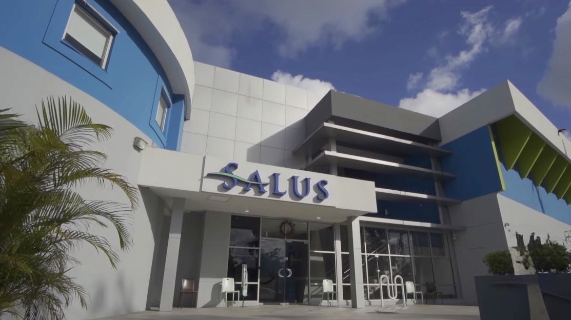 Edificio real de SALUS en Puerto Rico