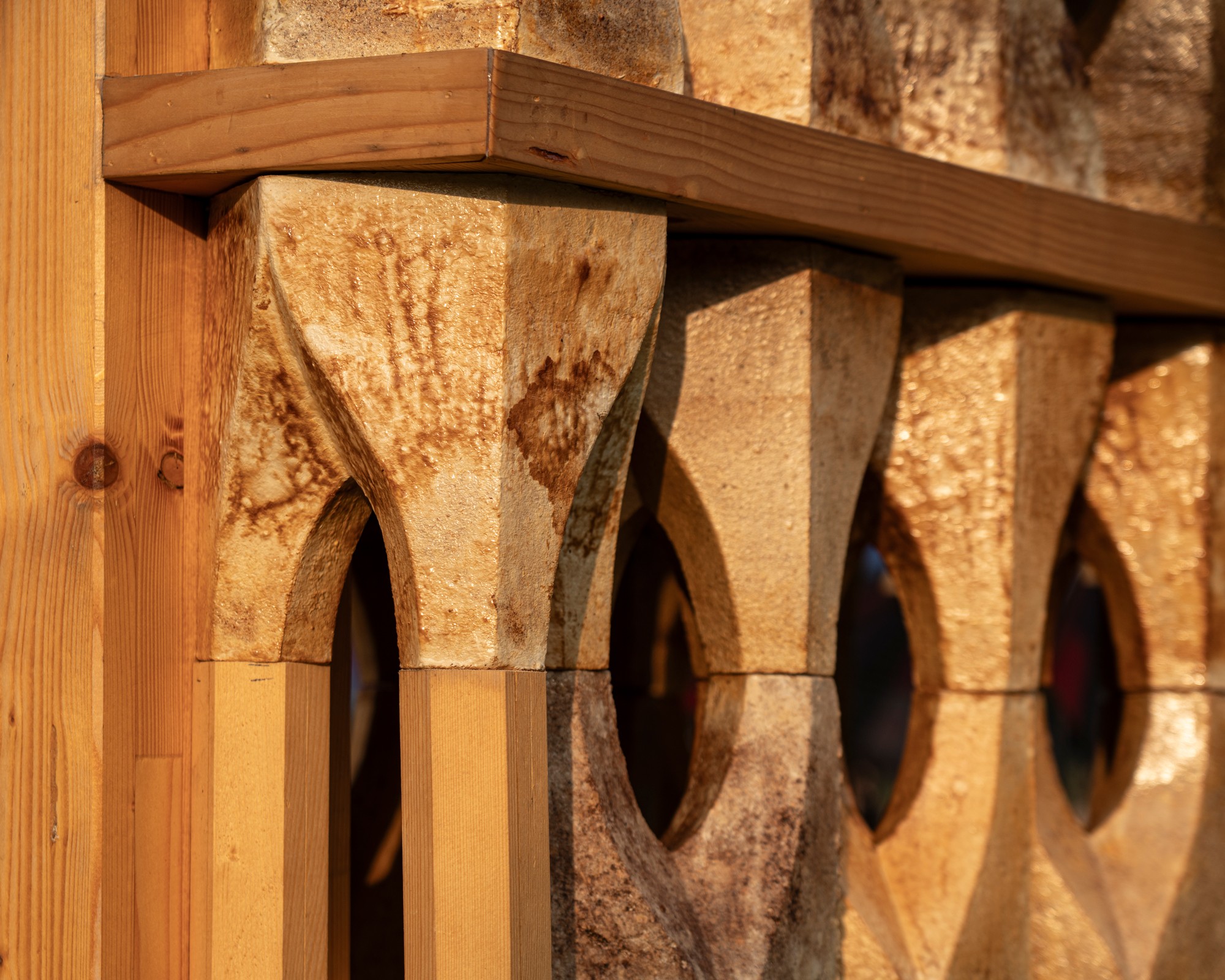 Mycelium Facade designed by Anomalia, exhibited at the 5th Seoul Biennale of Architecture and Urbanism 2025.