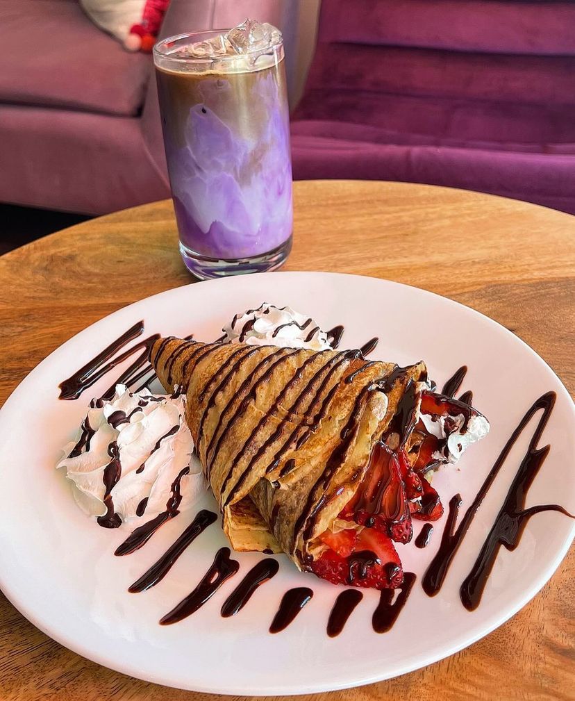 Ube latte and Crepe