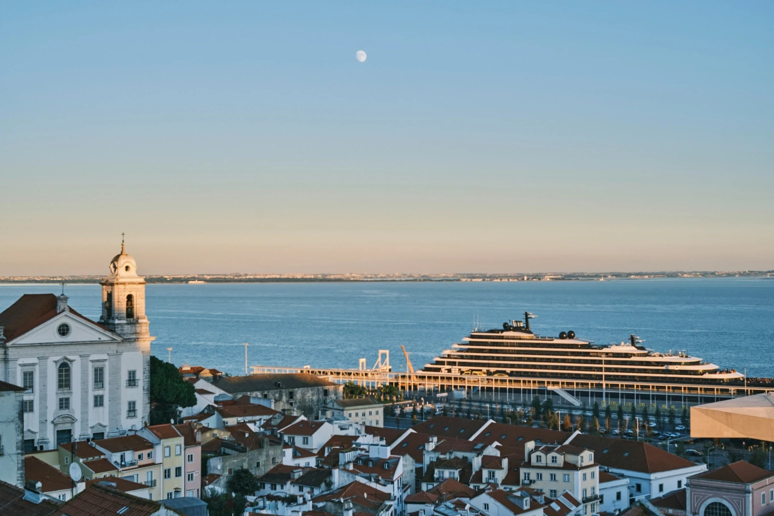 What to see in Alfama: a local guide to Lisbon