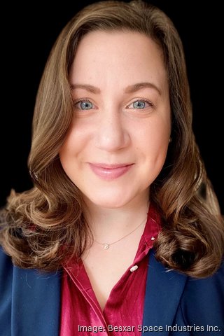 Ashley Pilipiszyn's Headshot, Founder and CEO of Besxar