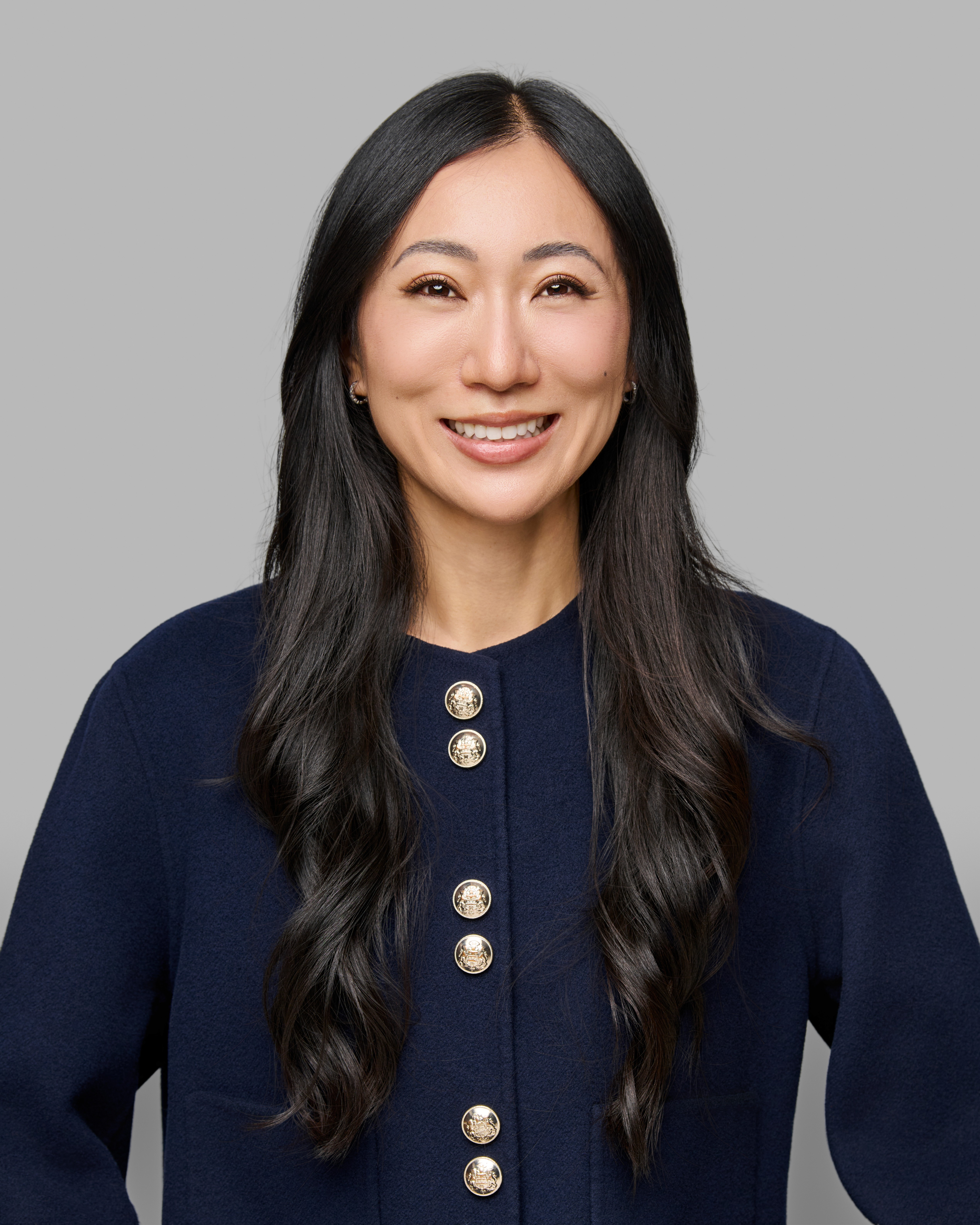 woman on focus photography