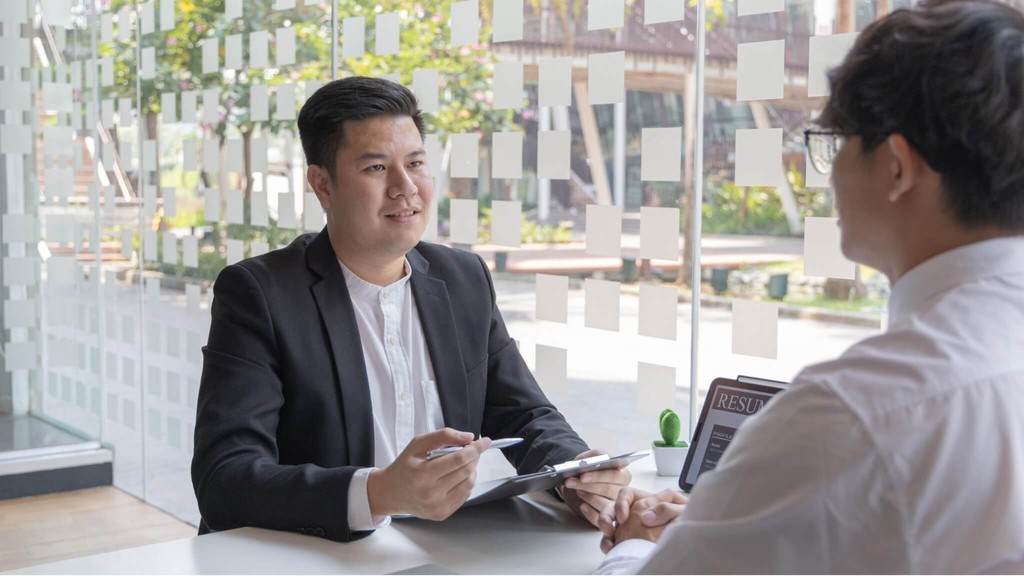 How to Have an Effective Reverse Interview | Fellow.app