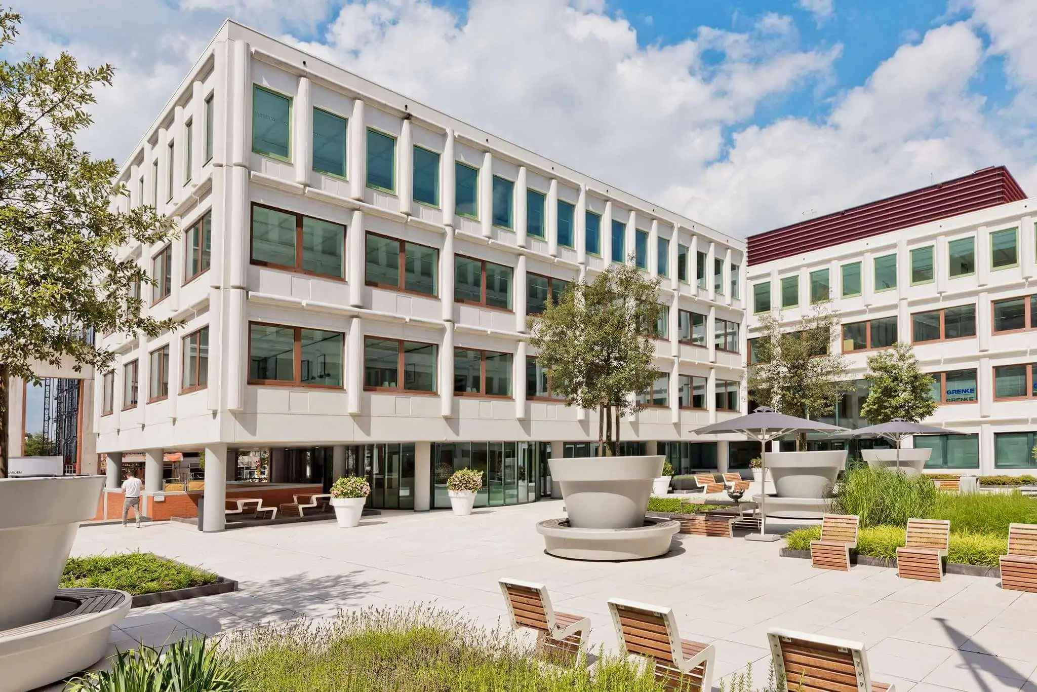 Nieuwe kantoorinrichting Bavinckhouse door Perla