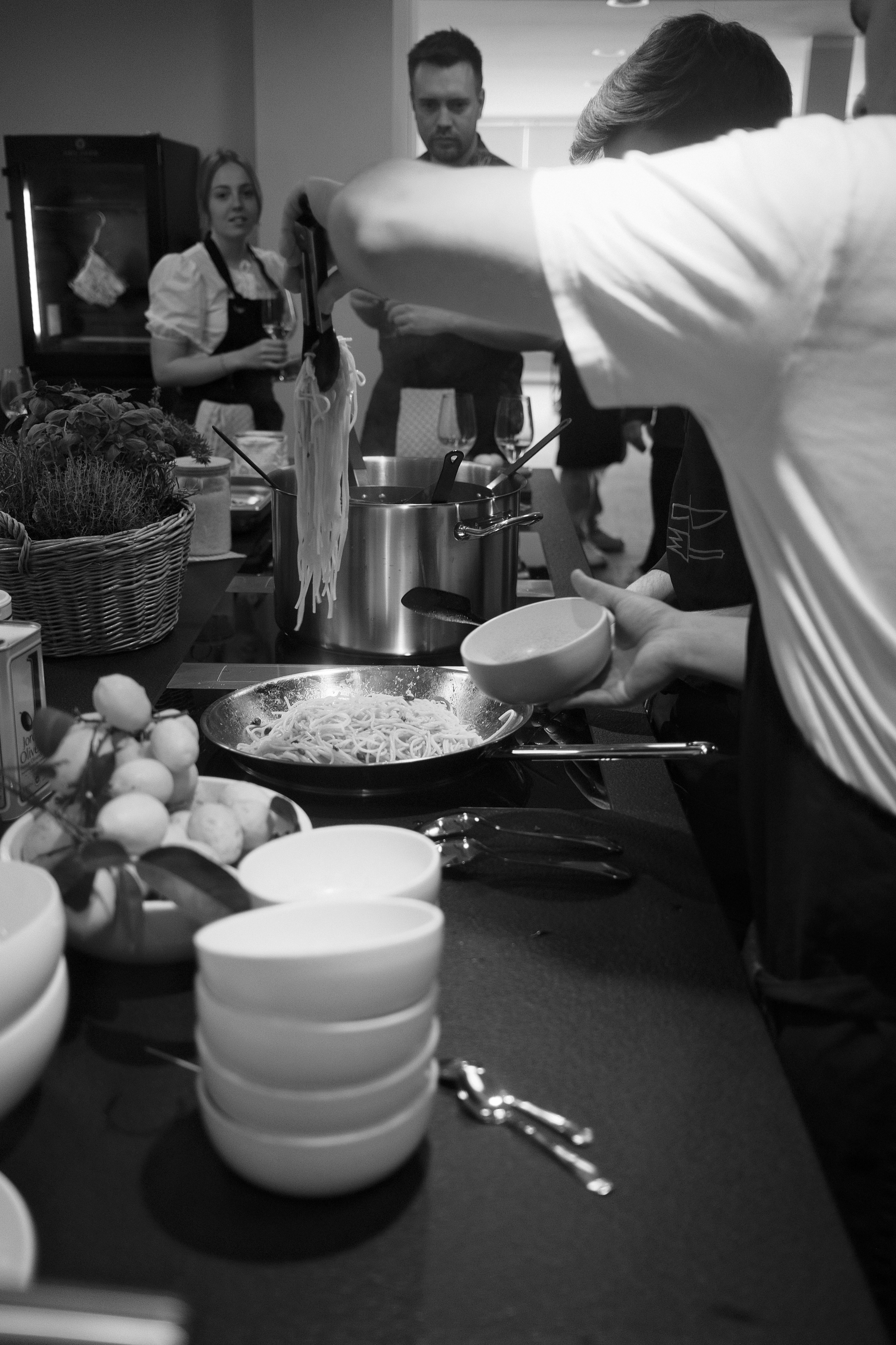 Einblick in den Küchenalltag von Ape Maria während der Content-Produktion